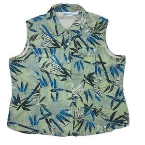 Chico's Green and Blue Leaf Print Vest Size 3